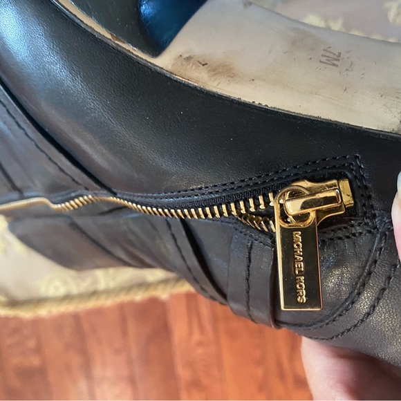 Michael Kors platform boots - Picture 4 of 8